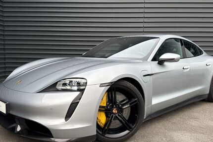 Porsche Taycan 43.500 km 89.750 &euro; Papendorf 18059