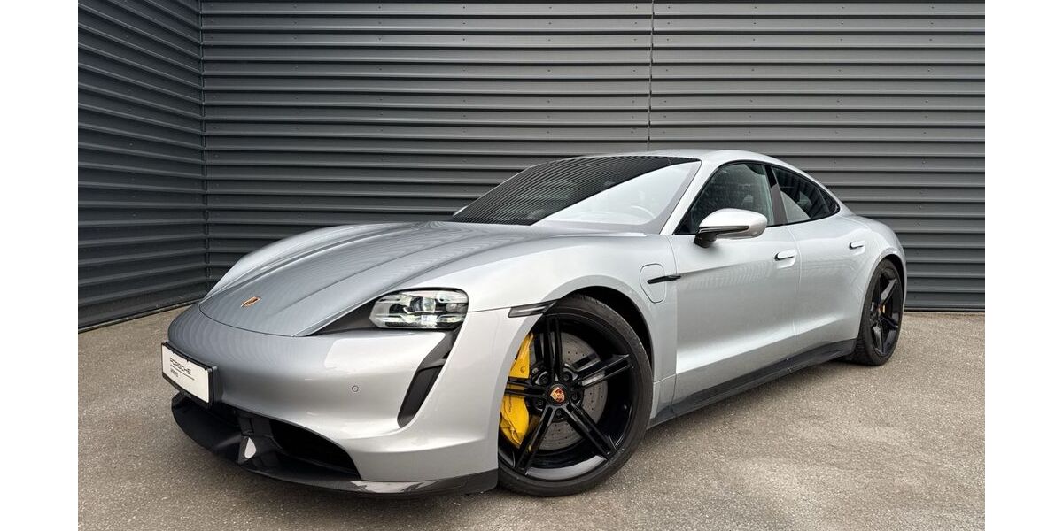 Porsche Taycan 43.500 km 89.750 &euro; Papendorf 18059