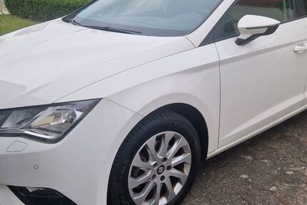 Seat Leon 95.600 km 9.490 &euro; Lippstadt 59556
