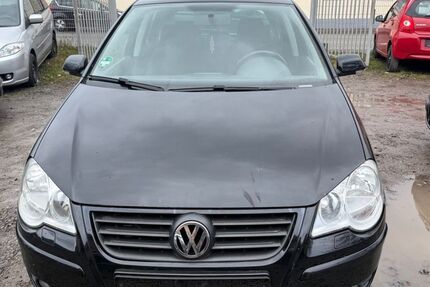 VW Polo 192.238 km 2.490 € Kaiserslautern 67663