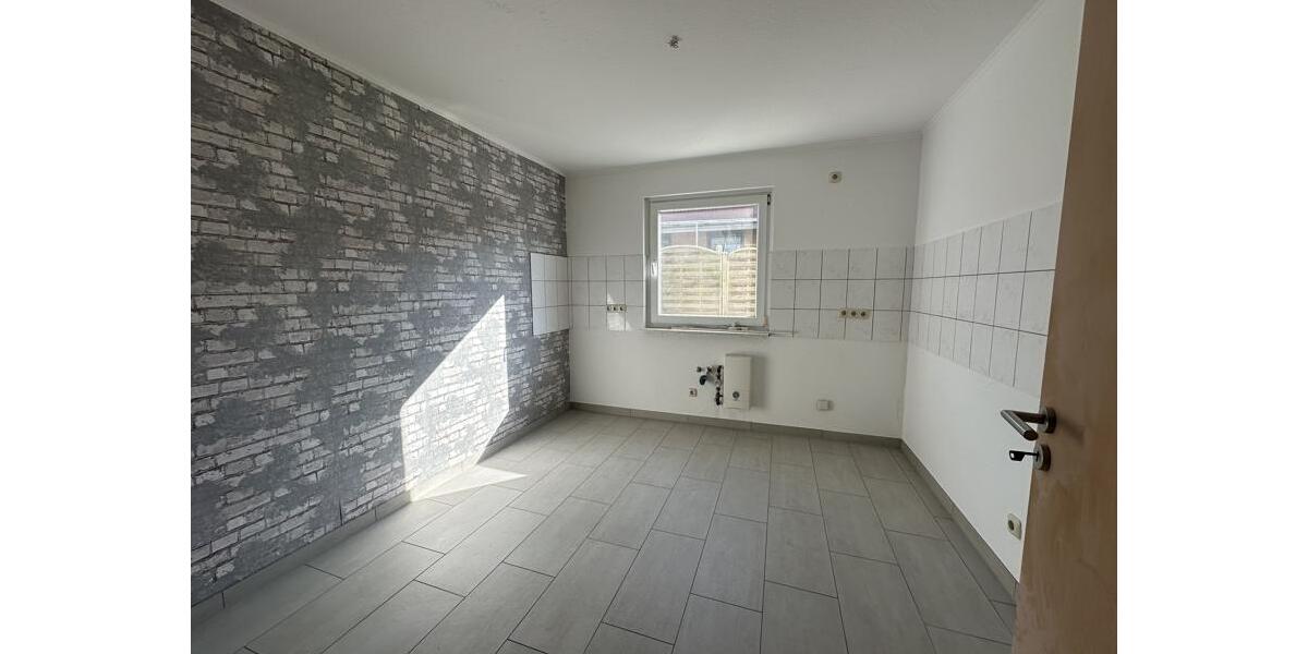 Einfamilienhaus Nienburg (Weser) - 4 Zimmer, 113 m&sup2;, 950&euro; | Angebot:25280054