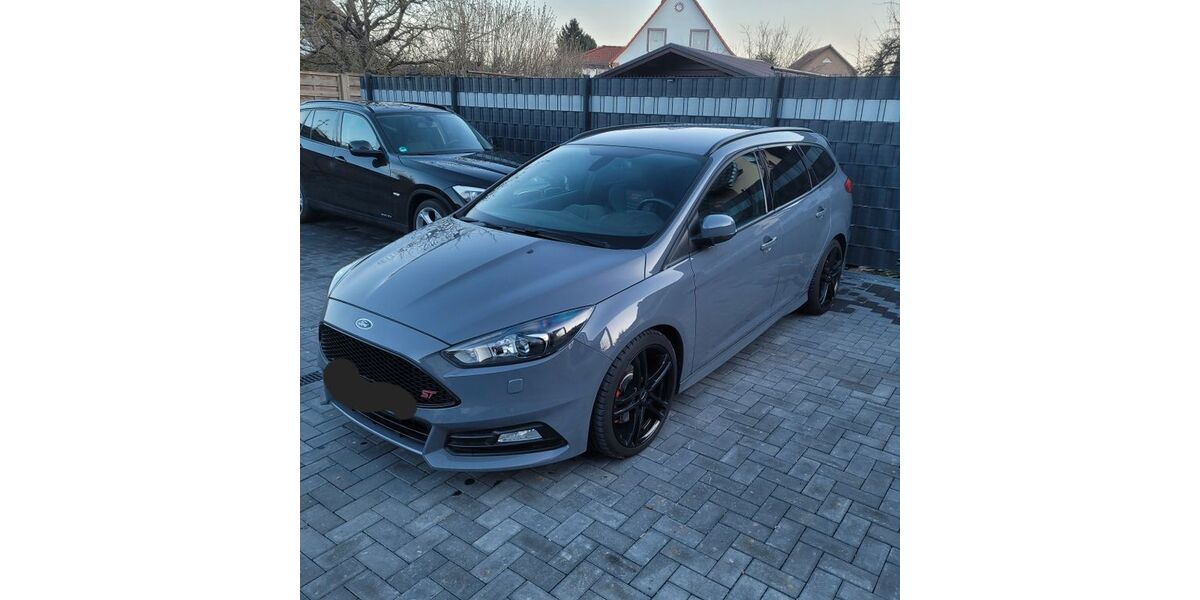 Ford Focus 120.000 km 13.500 &euro; Prenzlau 17291