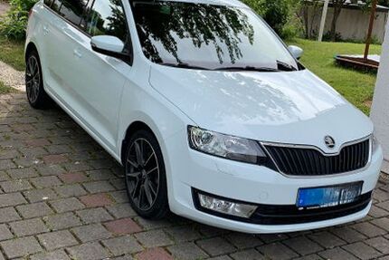 Skoda Rapid 123.716 km 8.299 &euro; Dransfeld 37127