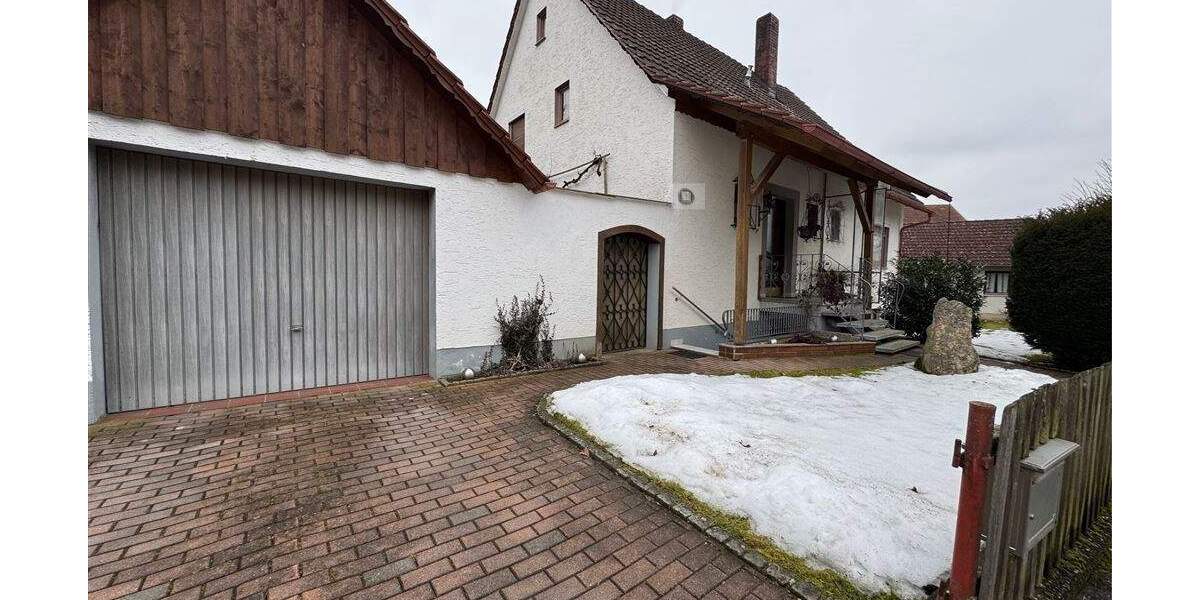 Einfamilienhaus Rottenburg a.d. Laaber Oberotterbach - 6 Zimmer, 148 m&sup2;, 309.000&euro; | Angebot:25668083