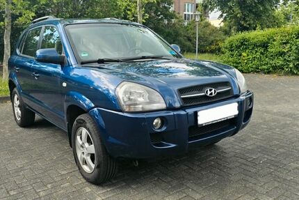 Hyundai TUCSON 320.000 km 3.500 &euro; Meckenheim 53340