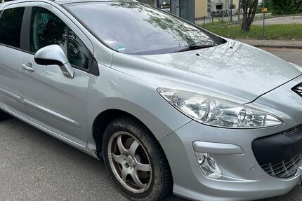 Peugeot 308 127.679 km 800 &euro; Emmering 82275