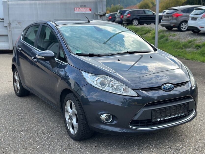 Ford Fiesta 104.874 km 3.450 € Tuttlingen 78532
