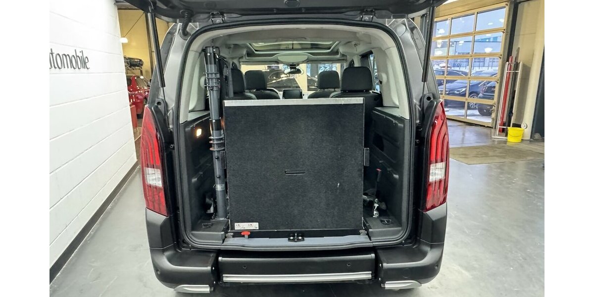 Peugeot Rifter Rollstuhlumbau Allure HDi 130 EAT CarPlay 26.800 km 27.220 &euro; Lich 35423