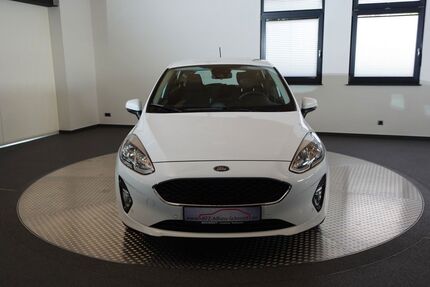 Ford Fiesta 99.800 km 8.950 &euro; Finnentrop - Rönkhausen 57413