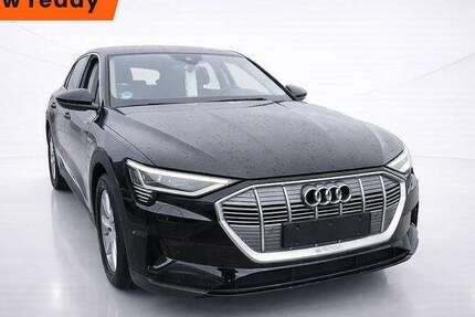 Audi e-tron 23.885 km 27.948 &euro; Ergolding 84030