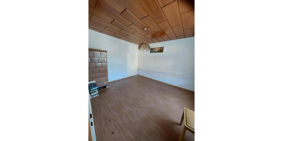 Reihenhaus Pößneck - 6 Zimmer, 112 m&sup2;, 89.000&euro; | Angebot:26656233