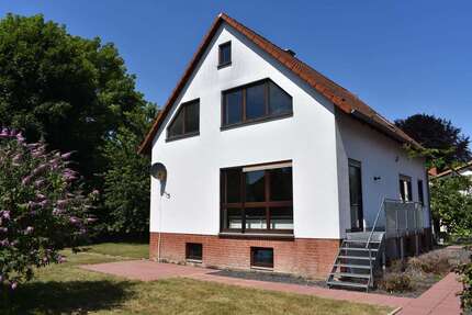 Haus Bovenden - 4 Zimmer, 169 m&sup2;, 375.000&euro; | Angebot:25621333