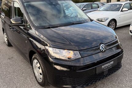 VW Caddy Maxi 73.700 km 25.950 &euro; Fuerth 90763