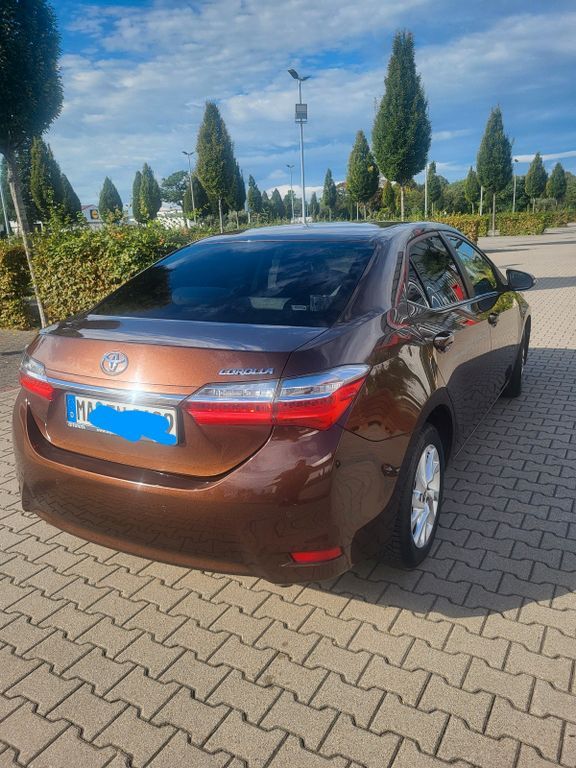 Toyota Corolla 97.800 km 13.600 € Mannheim 68307