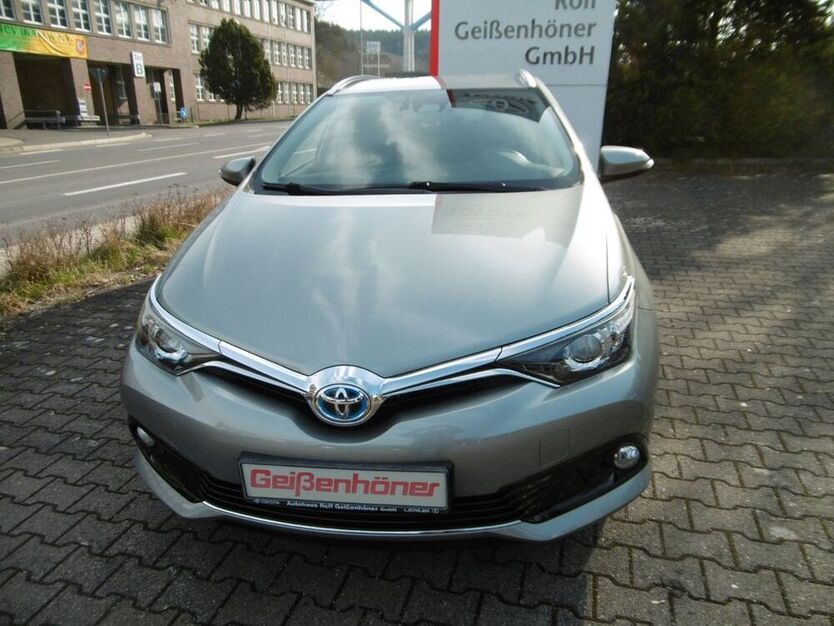 Auris
