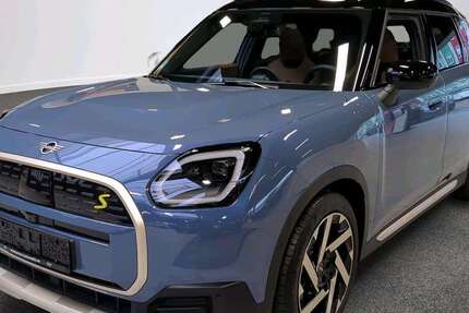 Mini Countryman SE All4 1.273 km 43.798 &euro; München 80788