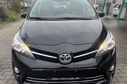 Toyota Verso 101.200 km 9.999 &euro; Germersheim 76726