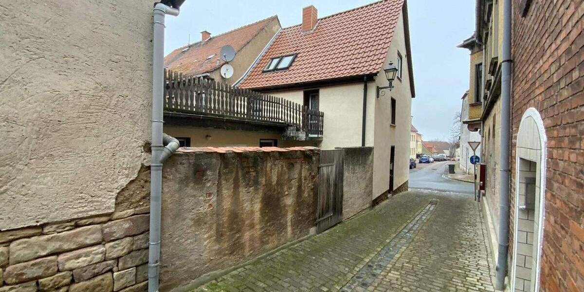 Reihenendhaus Roßleben-Wiehe Wiehe - 6 Zimmer, 105 m&sup2;, 39.500&euro; | Angebot:25797230