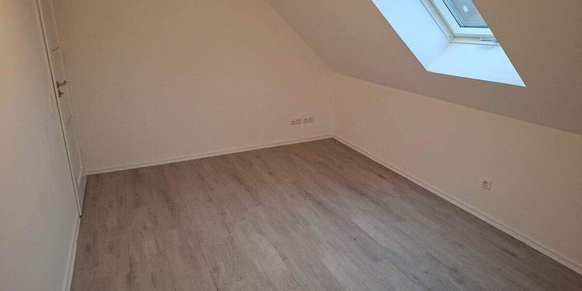 Einfamilienhaus Stade Bützfleth - 4 Zimmer, 146 m&sup2;, 1.890&euro; | Angebot:25800826
