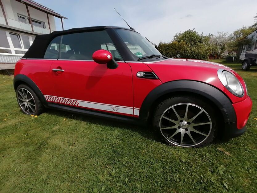 Mini Cooper Cabrio 116.300 km 5.950 € Vinningen 66957