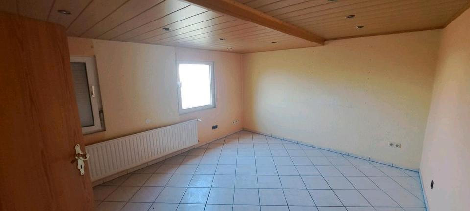 Doppelhaushälfte Worms - 6 Zimmer, 143 m&sup2;, 280.000&euro; | Angebot:27066382