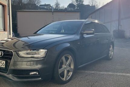 Audi A4 208.000 km 9.999 &euro; Pressig 96332