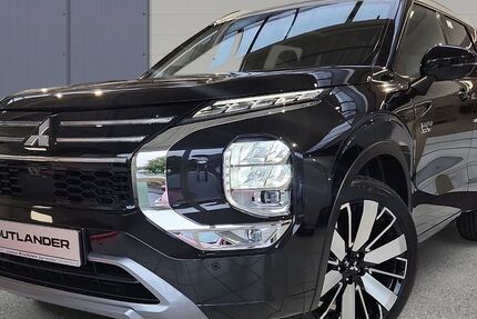 Mitsubishi Plug-in Hybrid Outlander 1.500 km 48.990 &euro; Bad Hersfeld 36251