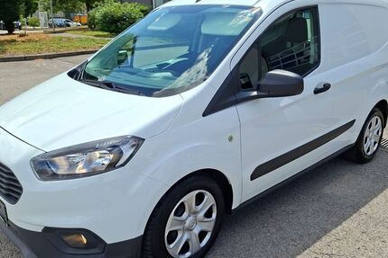 Ford Transit Courier 31.720 km 11.900 &euro; Empfingen 72186