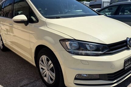 VW Touran 248.000 km 9.800 &euro; Hamburg 22047