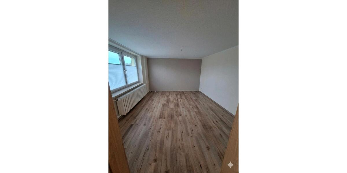 Einfamilienhaus Ballenstedt - 8 Zimmer, 120 m&sup2;, 129.000&euro; | Angebot:26407476