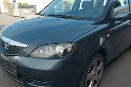 Mazda 2 215.000 km 650 &euro; Holzwickede 59439