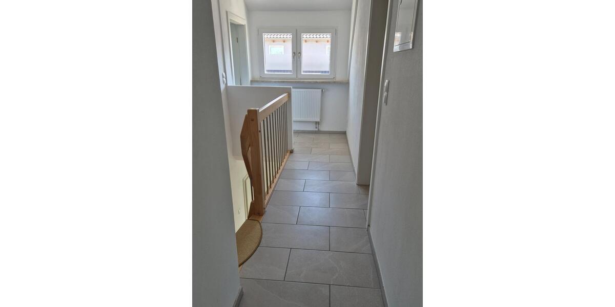 Doppelhaushälfte Bretten - 5 Zimmer, 90 m&sup2;, 430.000&euro; | Angebot:25063292