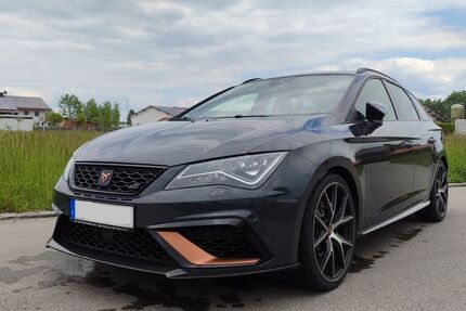 Seat Leon 96.000 km 25.699 &euro; Mettenheim 84562