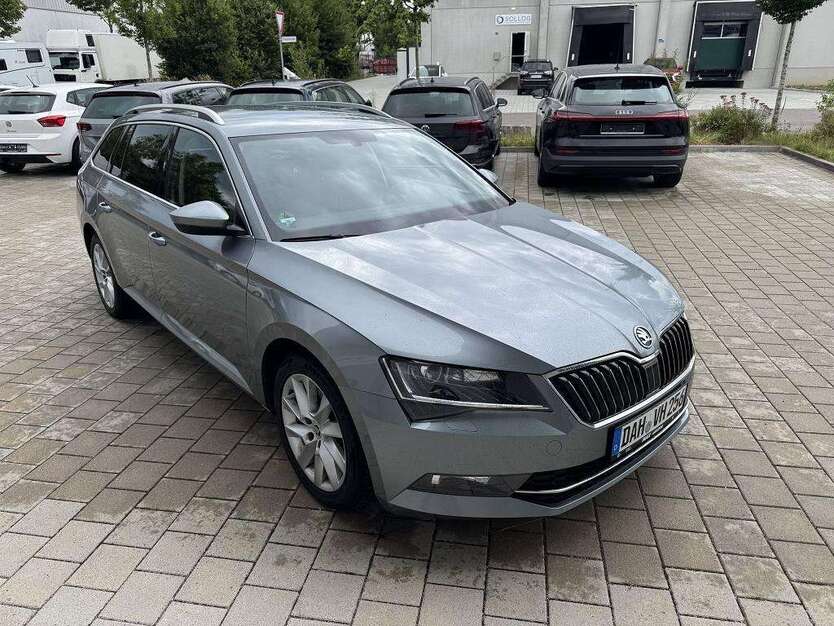 Skoda Superb 118.000 km 18.950 € Egenhofen/Unterschweinbach 82281