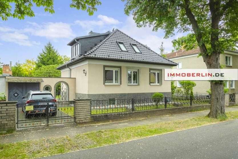 Haus zum Kaufen in Berlin 749.000 € 150 m²