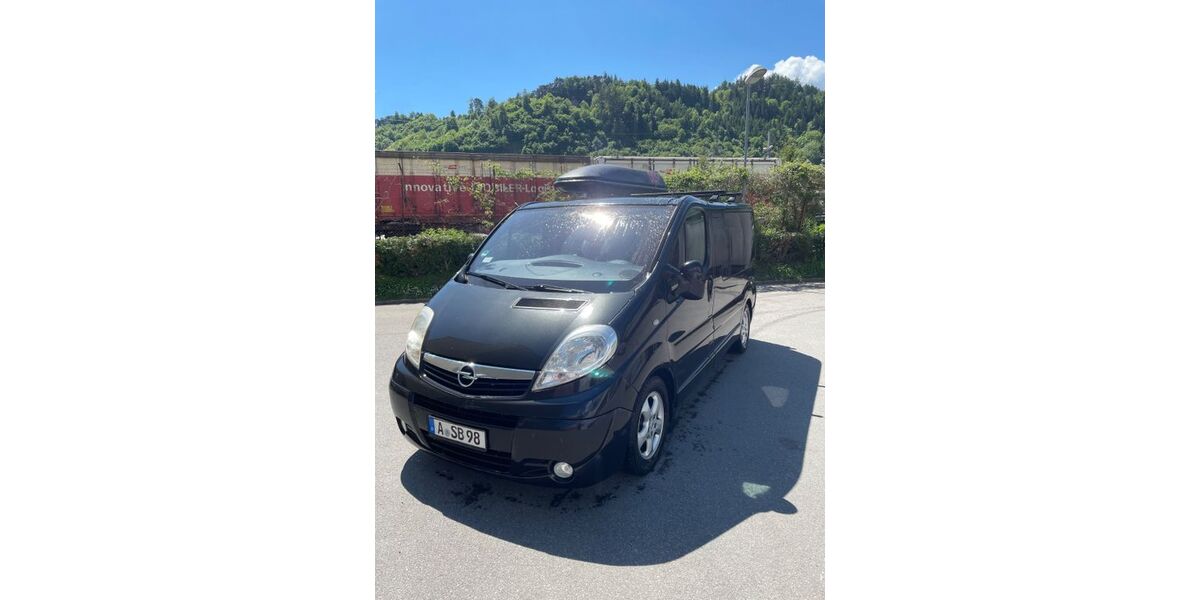 Opel Vivaro 180.000 km 12.999 &euro; Augsburg 86179