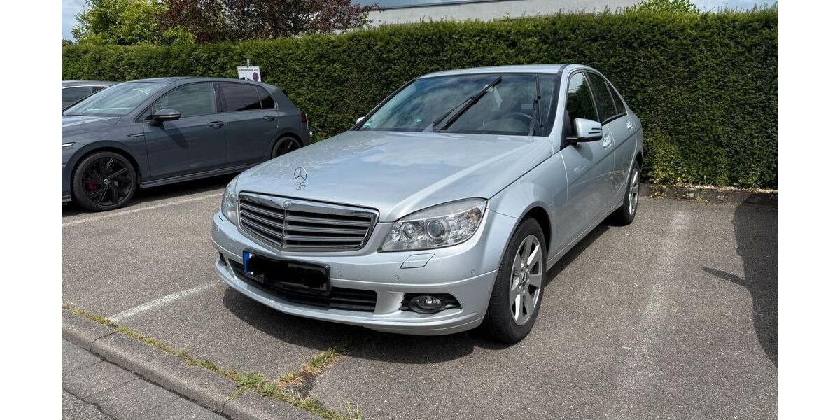 Mercedes-Benz C 200 172.593 km 5.899 &euro; Geilenkirchen 52511