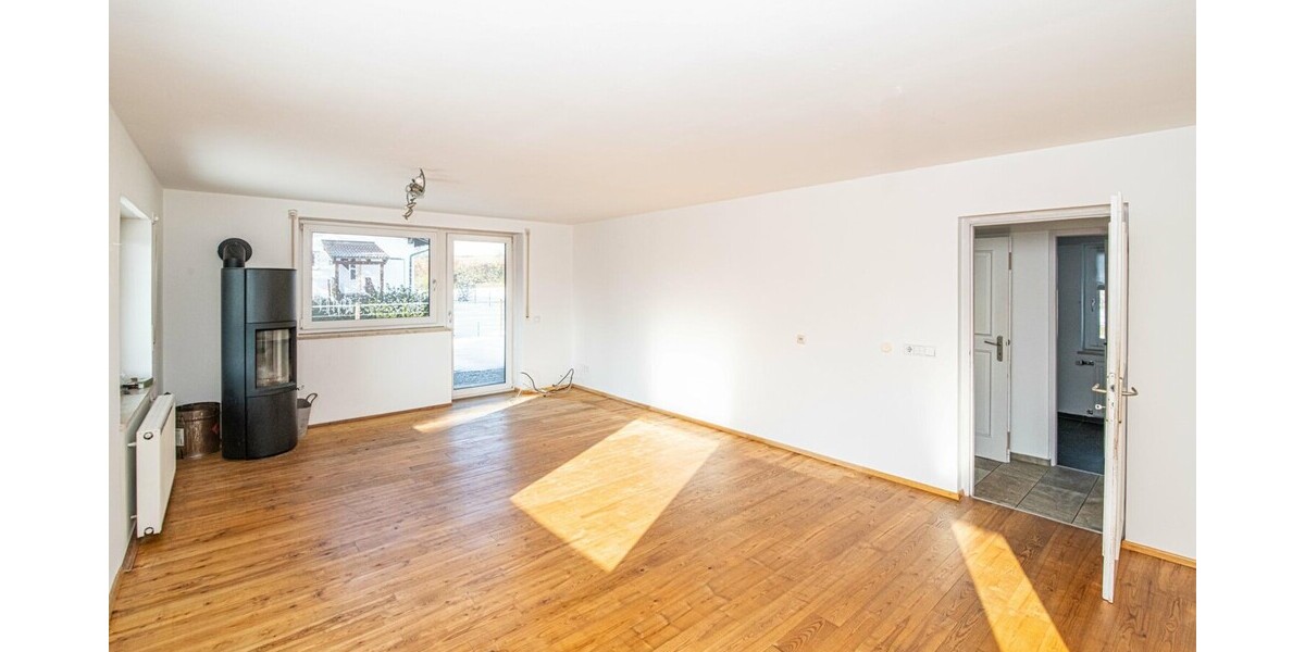 Wohnen auf einem großem Grundstück – Ein Zuhause zum Wohlfühlen - Einfamilienhaus Bruck in der Oberpfalz | Angebot:27092148
