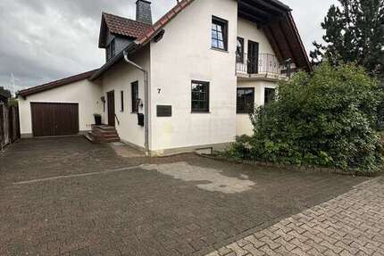 Haus Framersheim - 5 Zimmer, 170 m&sup2;, 1.800&euro; | Angebot:27444414