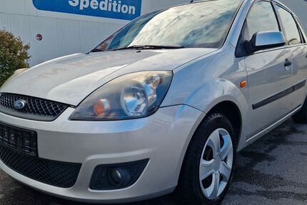 Ford Fiesta 271.000 km 590 &euro; Augsburg 86167