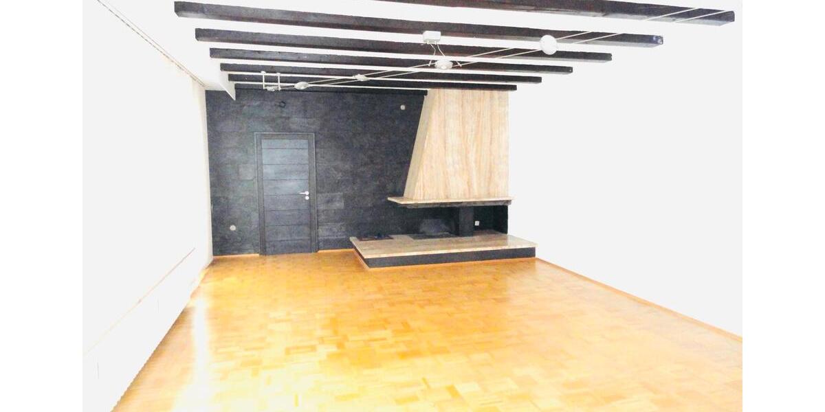 Etagenwohnung Dittelbrunn - 5 Zimmer, 170 m&sup2;, 399.500&euro; | Angebot:26982674