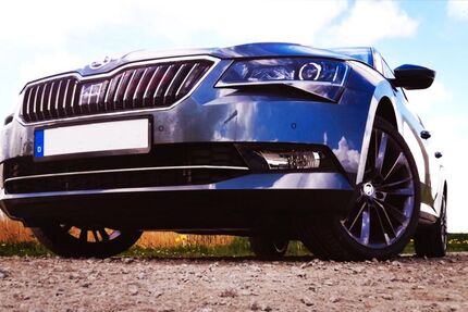 Skoda Superb 147.000 km 17.900 &euro; Norden 26506