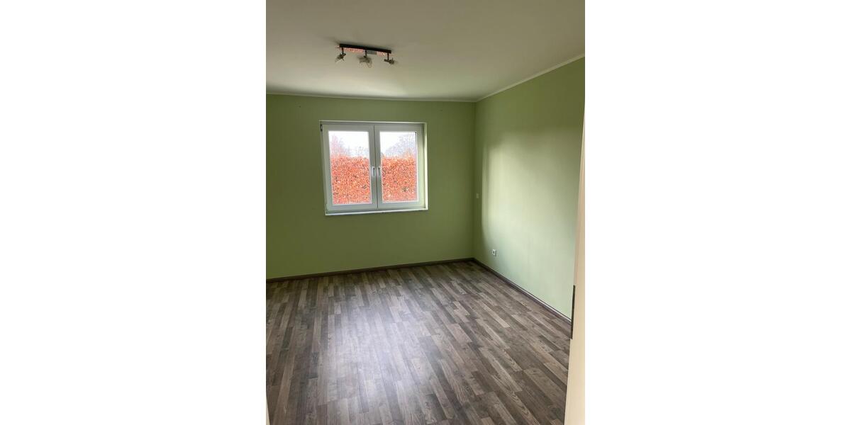 Wohnung, Erdgeschosswohnung , Terrasse, Garten, Garage 3 zimmer