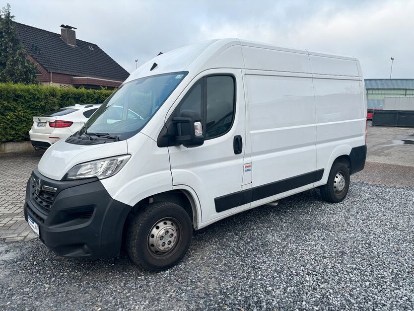 Opel Movano 16.600 km 18.950 € Versmold 33775
