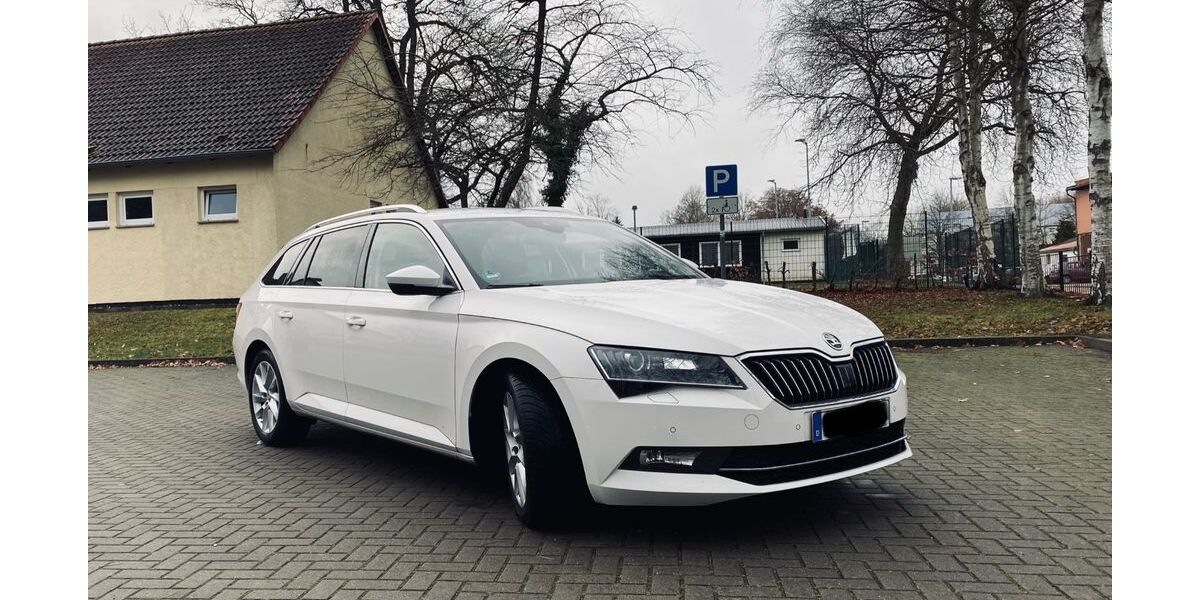 Skoda Superb 151.000 km 16.999 &euro; Tessin 18195