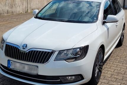 Skoda Superb 177.000 km 11.500 &euro; Brand-Erbisdorf 09618