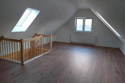 Wunderschöne Neubau Doppelhaushälfte