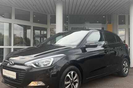 Hyundai i20 156.000 km 6.990 &euro; Schömberg 72355
