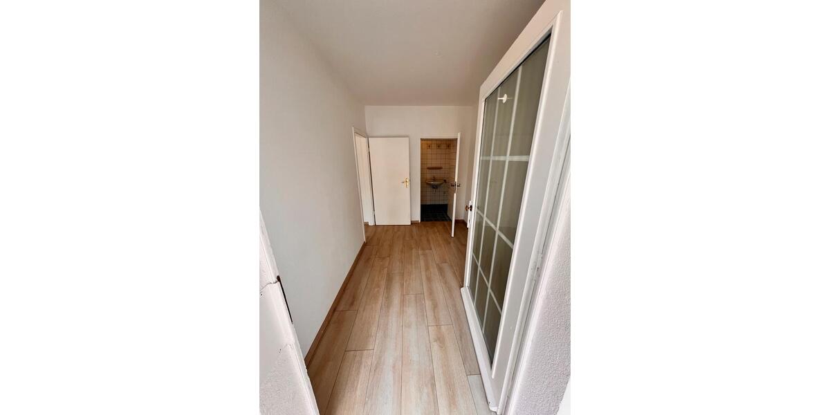 Erdgeschoßwohnung Erbach - 3 Zimmer, 117 m&sup2;, 1.000&euro; | Angebot:25947875