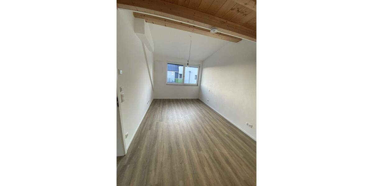 Etagenwohnung Eggenfelden - 3 Zimmer, 91 m&sup2;, 335.000&euro; | Angebot:25566572